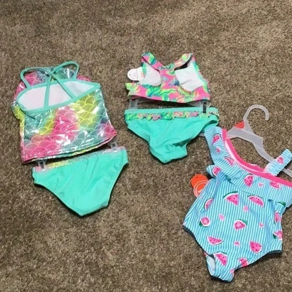 🆕3ea Size 2T little girls swim suits